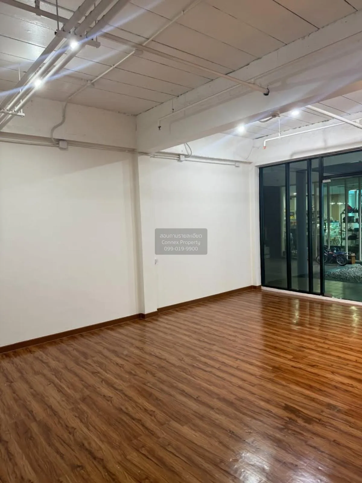 For Sale Commercial space , Centric Tiwanon Station , MRT-Yak Tiw 2