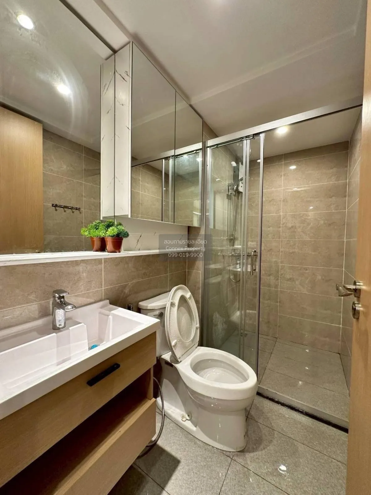 เช่าคอนโด  รีเกิล ศรีนครินทร์ 40 หนองบอน เขต ประเวศ กรุงเทพ CX-13