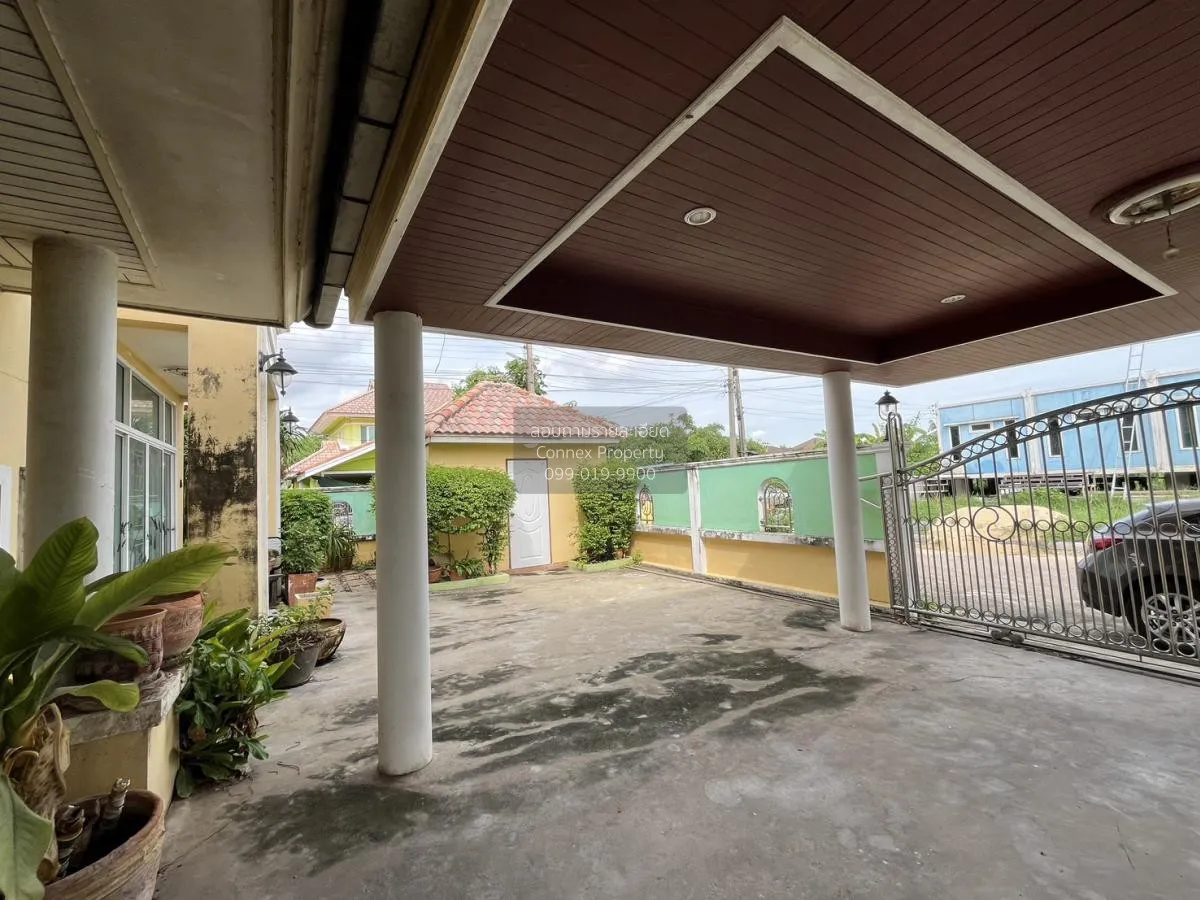 For Sale House , Bhudhani Village , corner unit , Bang Krathuek , 4