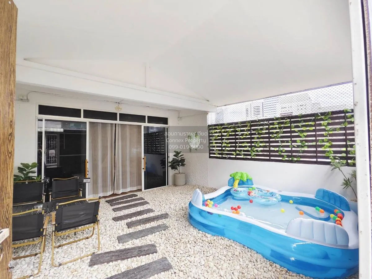 เช่าทาวน์โฮมส์ 2 ชั้น ซอยอยู่เจริญ ดินแดง เขต ดินแดง กรุงเทพ CX-1