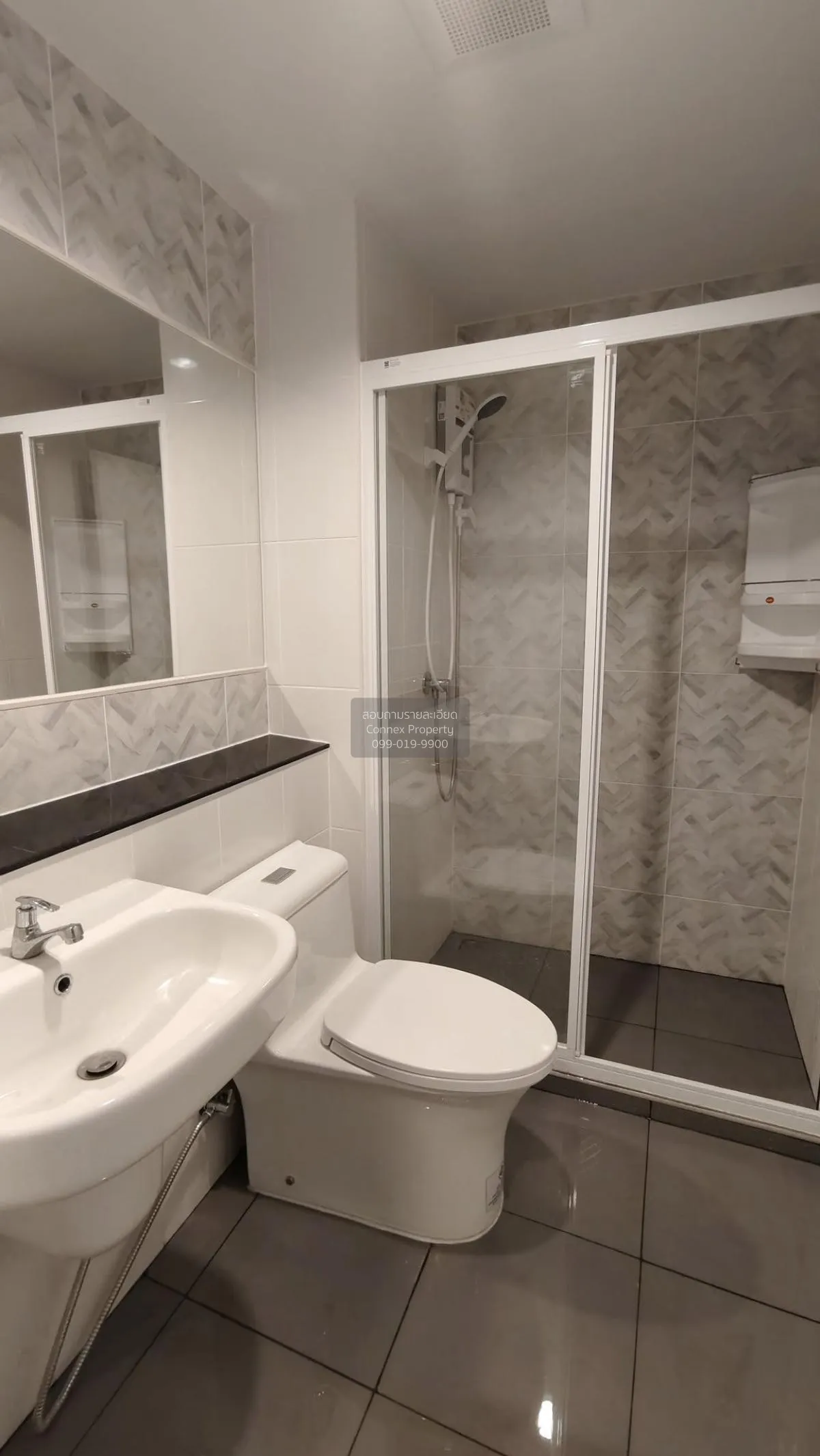 เช่าคอนโด  รีเจ้นท์ โฮม บางนา (โครงการใหม่) บางนา เขต บางนา กรุงเ