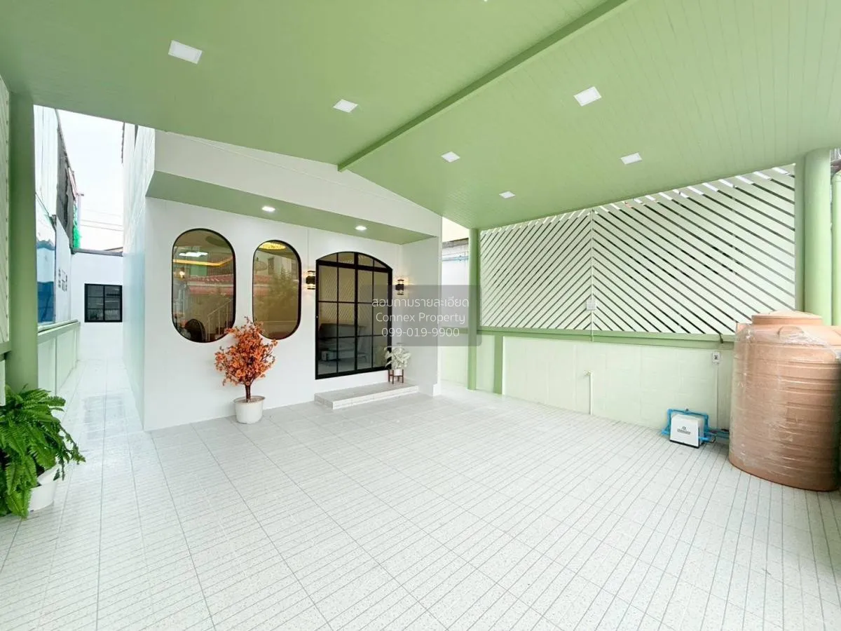 For Sale Townhouse/Townhome  , Baan Kittichai Villa 7 , wide fron 2
