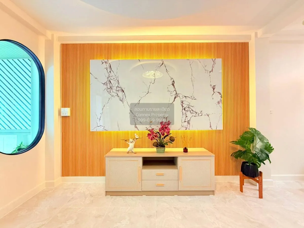 For Sale Townhouse/Townhome  , Baan Kittichai Villa 7 , wide fron