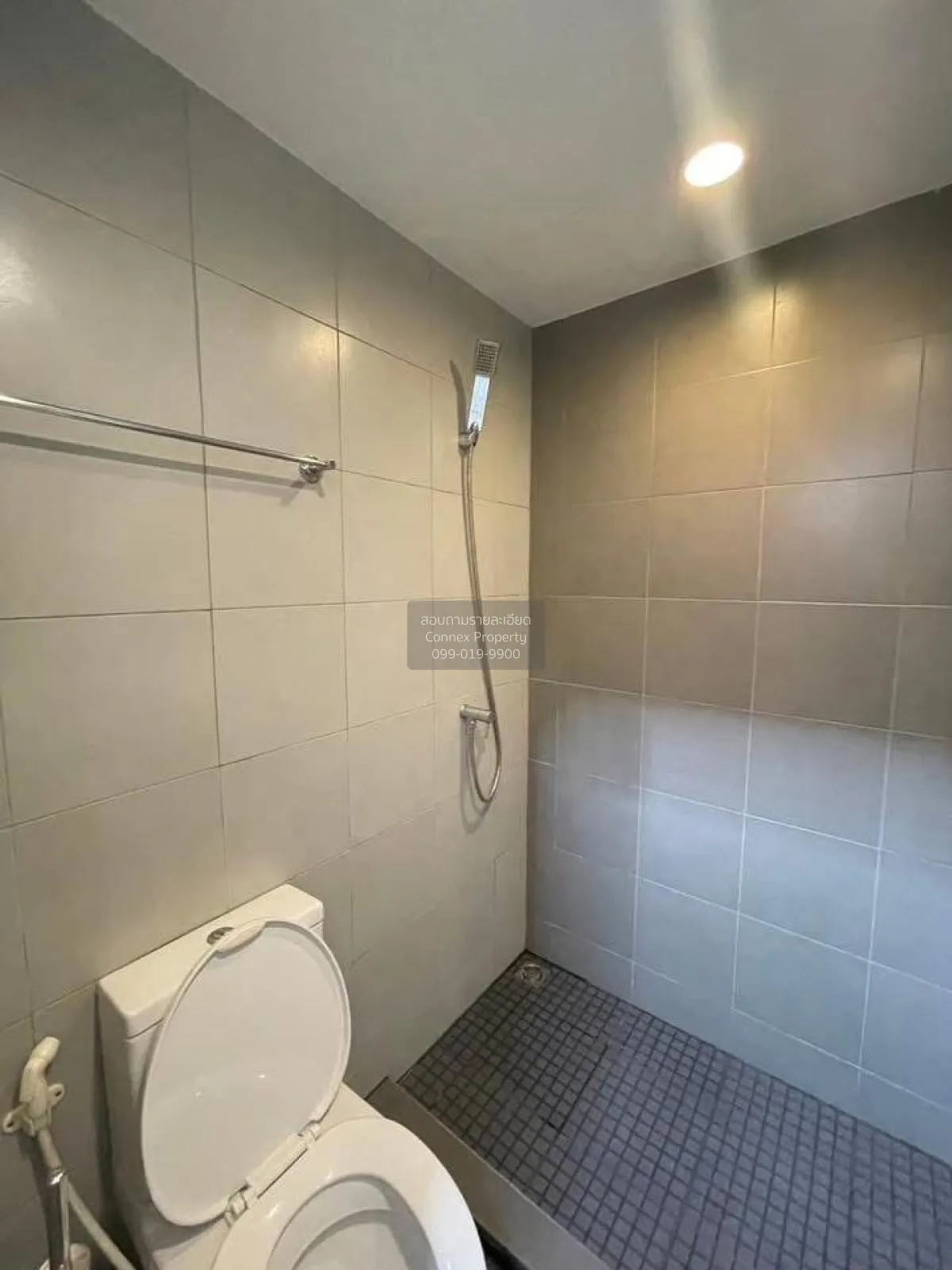 For Sale Condo , Elio Sukhumvit 64 , corner unit , BTS-Punnawithi