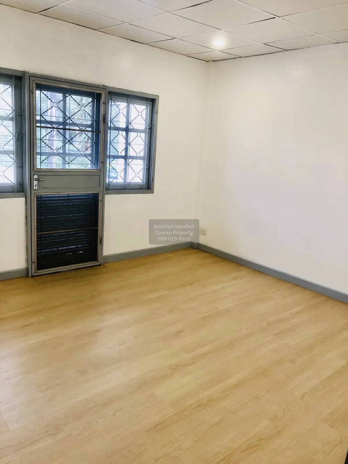 For Sale Townhouse/Townhome  , Sinthorn Happyland , nice view , n