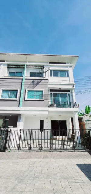 For Sale Townhouse/Townhome  , Baan Wiranphat Exclusive Chaloemphrakiat Soi 8 , high floor , corner unit , wide frontage , newly renovated , Nong Bon , Prawet , Bangkok , CX-135770