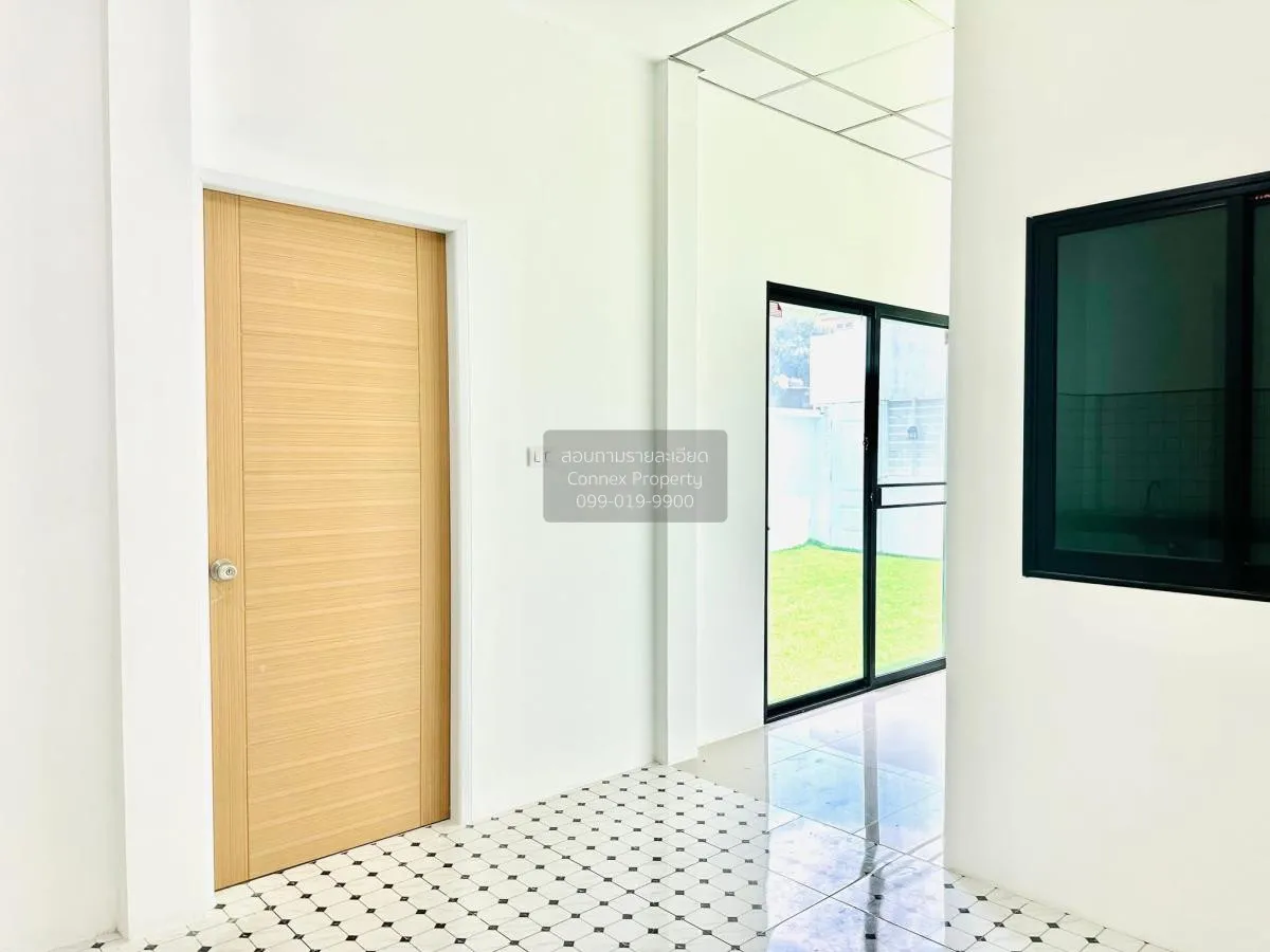 For Sale Twin house, Soi Petchkasem 94, Weerawat Village , newly 