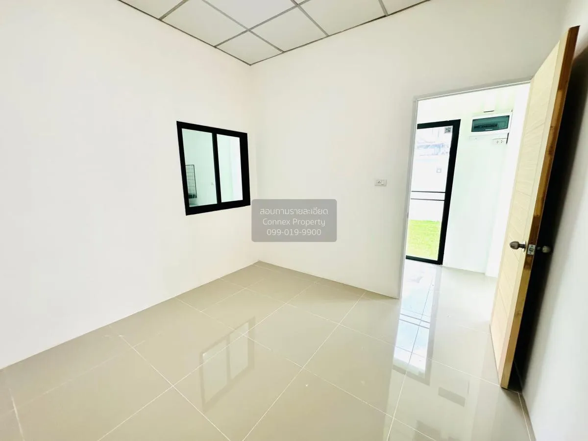 For Sale Twin house, Soi Petchkasem 94, Weerawat Village , newly 