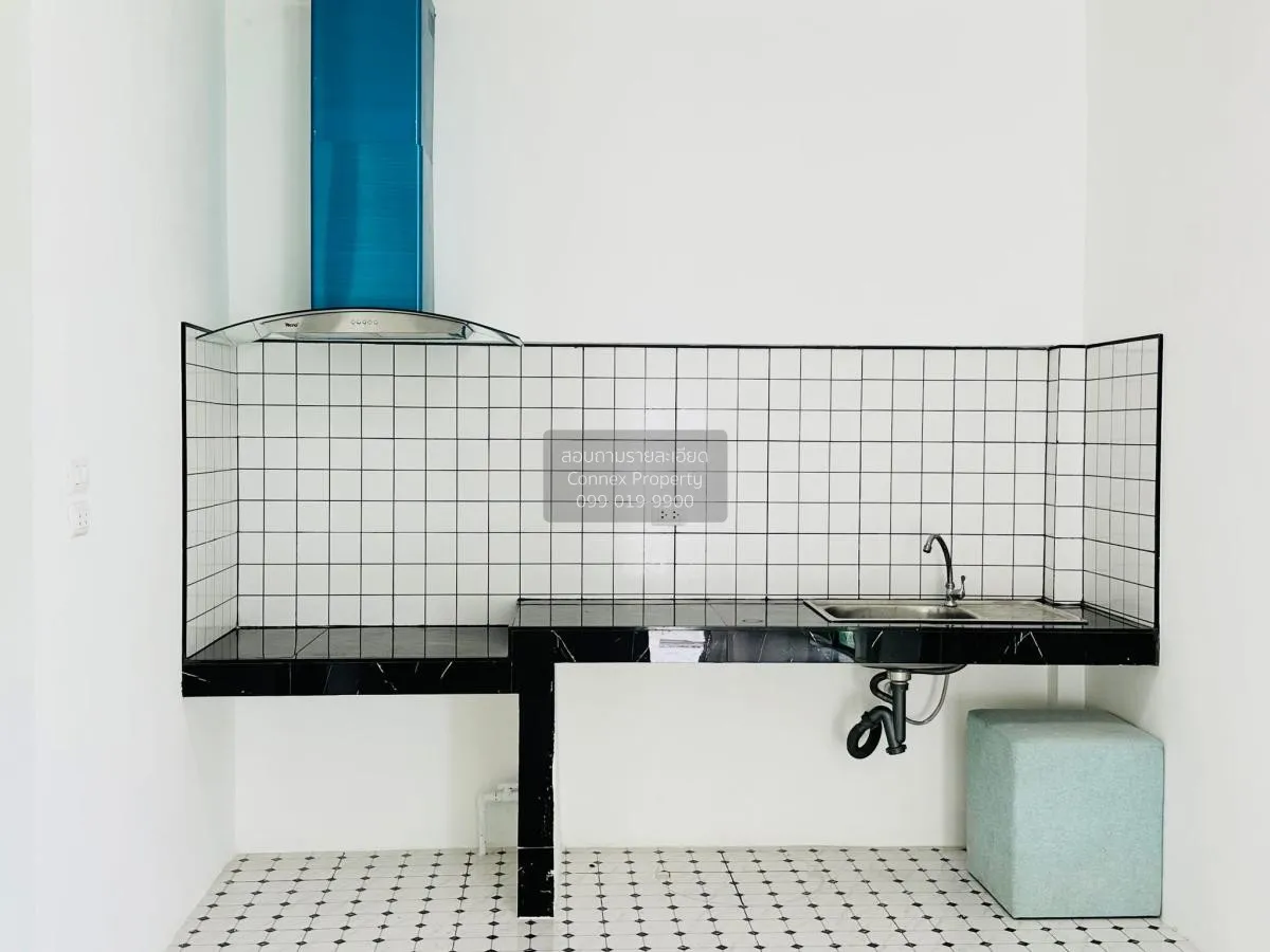 For Sale Twin house, Soi Petchkasem 94, Weerawat Village , newly 