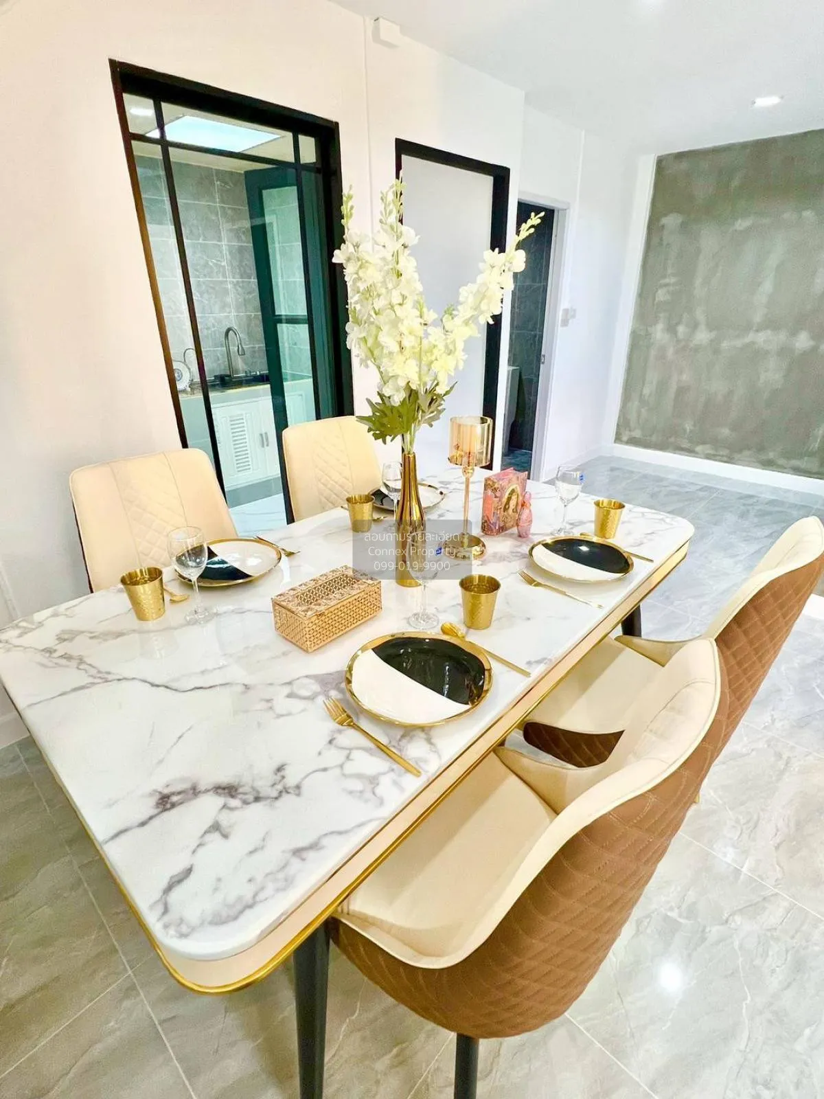 ขายทาวน์เฮ้าส์/ทาวน์โฮม  บ้านวรารักษ์ รังสิต-คลองสาม ห้องมุม รีโน