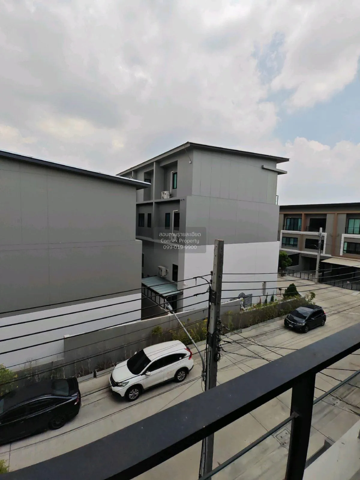 เช่าทาวน์เฮ้าส์/ทาวน์โฮม  พรีเมียม เพลส พหลโยธิน - รามอินทรา ท่าแ