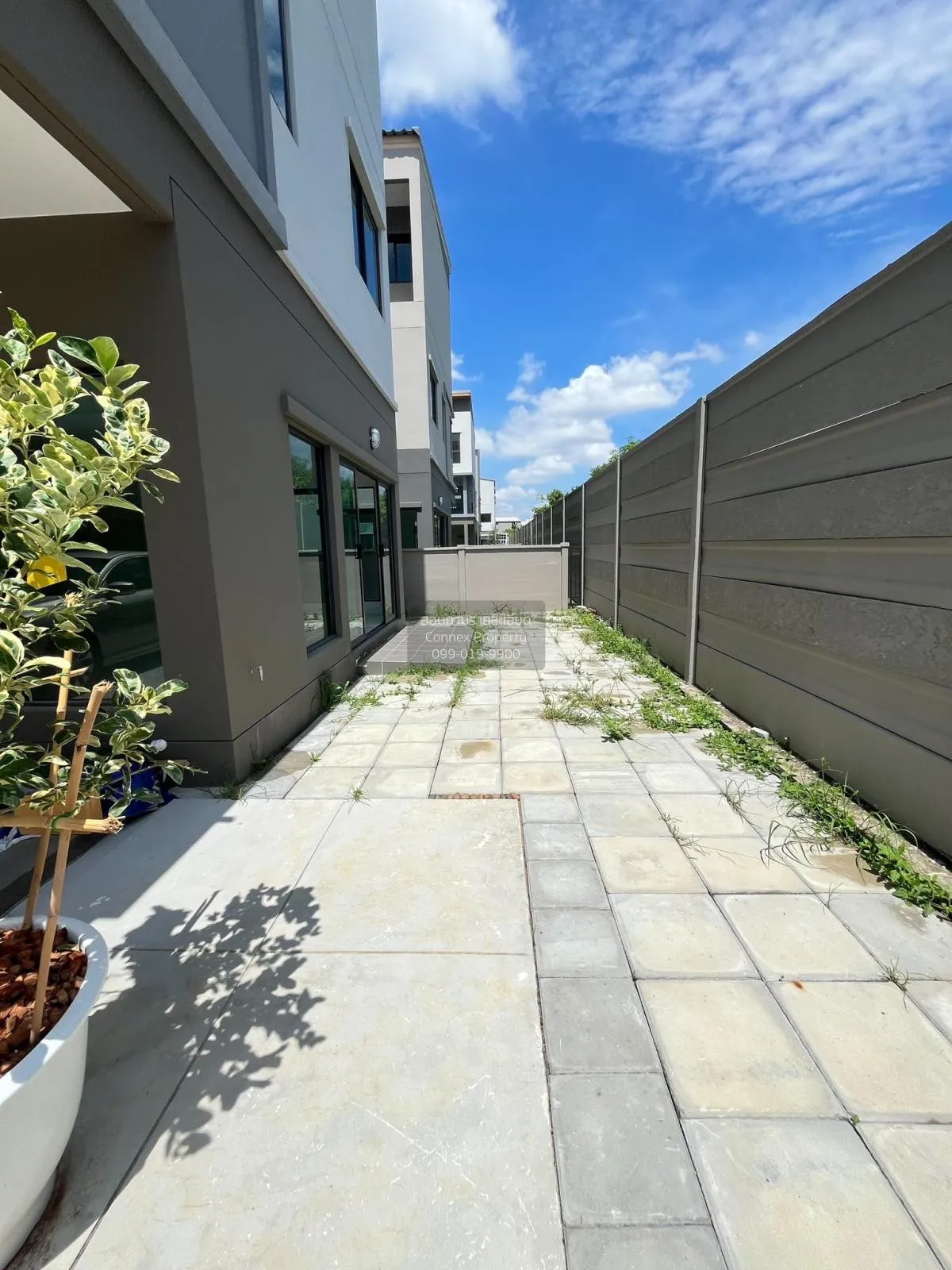 ขายบ้าน  บ้านกลางเมือง รามอินทรา 83 สเตชั่น รามอินทรา เขต คันนายา