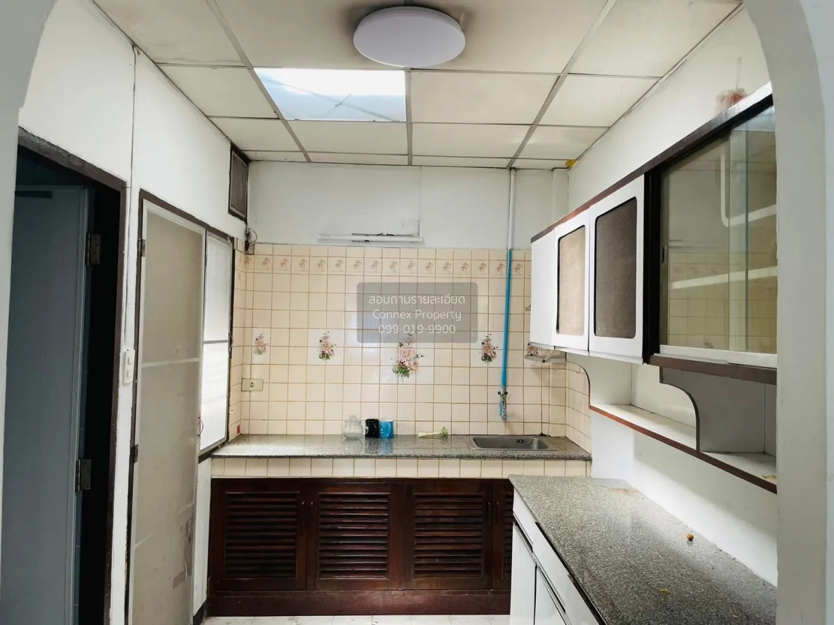 For Sale Townhouse/Townhome  , Sinthorn Happyland , Khlong Chan ,