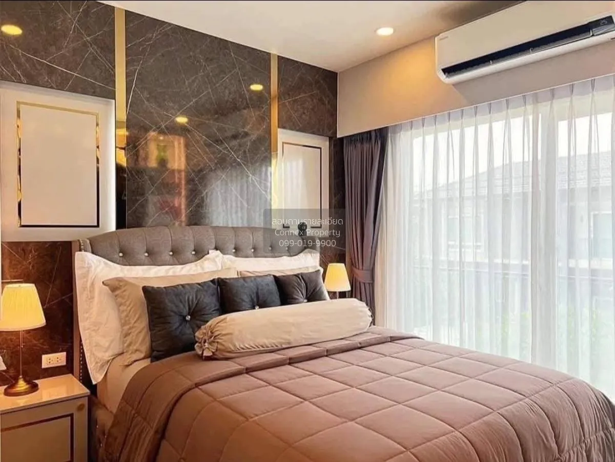 For Sale House , CENTRO Phahol-Vibhavadi 2 , wide frontage , newl