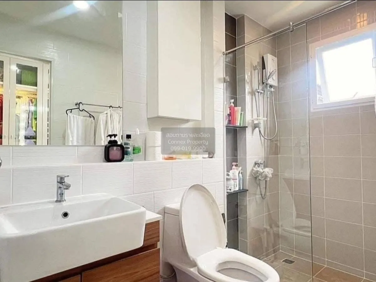 For Sale House , CENTRO Phahol-Vibhavadi 2 , wide frontage , newl