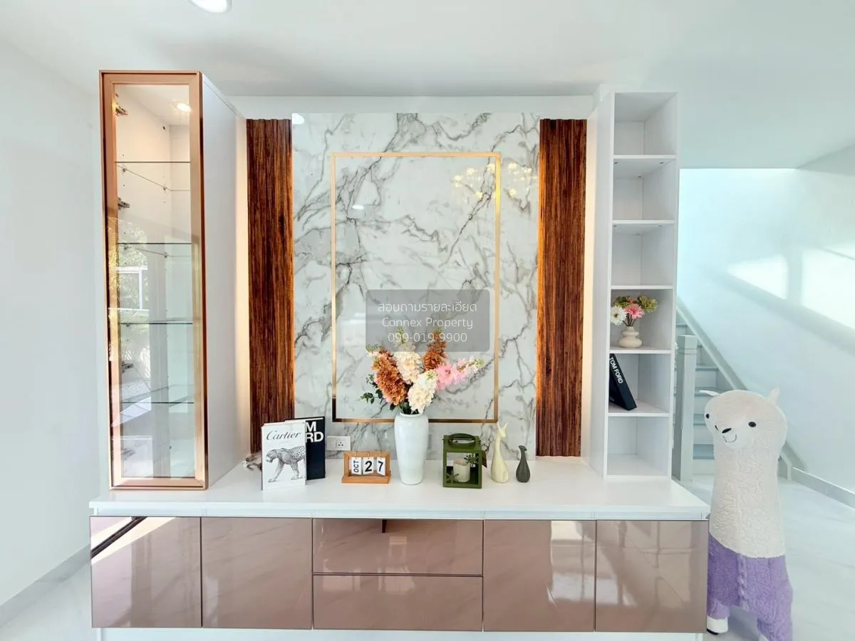 ขายบ้าน  บ้านเค.ซี. กรีนวิลล์ หน้ากว้าง รีโนเวทใหม่ MRT-มีนบุร หน