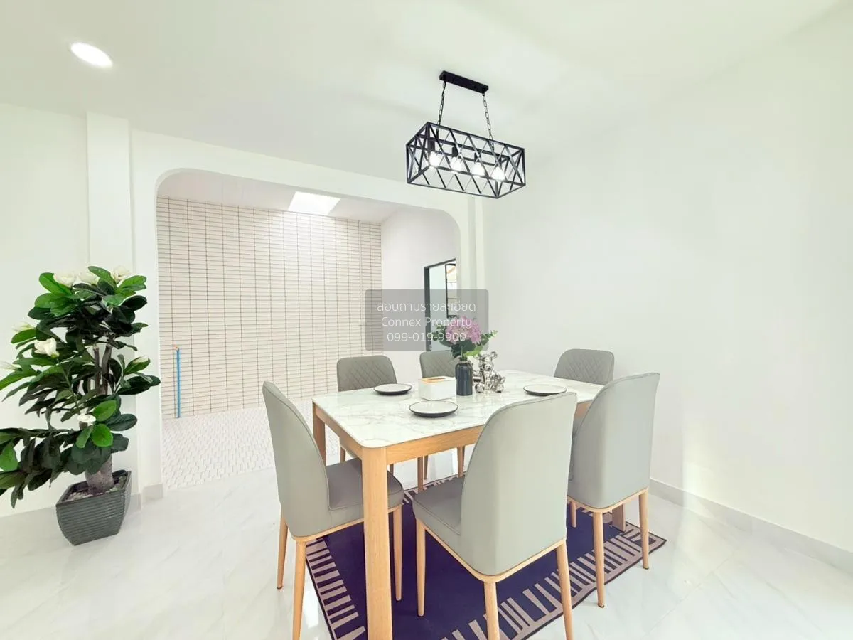 ขายบ้าน  บ้านเค.ซี. กรีนวิลล์ หน้ากว้าง รีโนเวทใหม่ MRT-มีนบุร หน