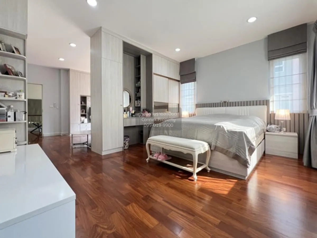 Luxury 3-storey detached house for sale, Grand Bangkok Boulevard,