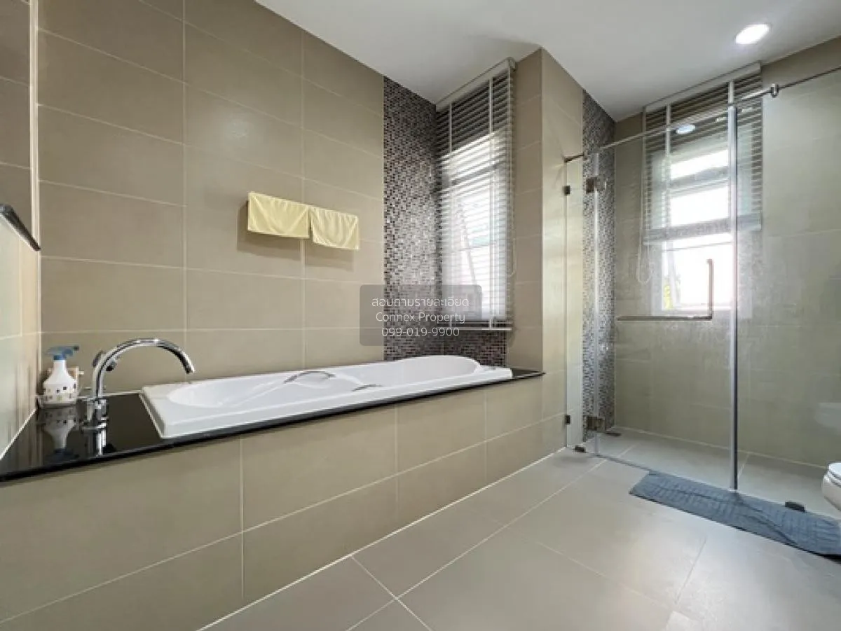 Luxury 3-storey detached house for sale, Grand Bangkok Boulevard,