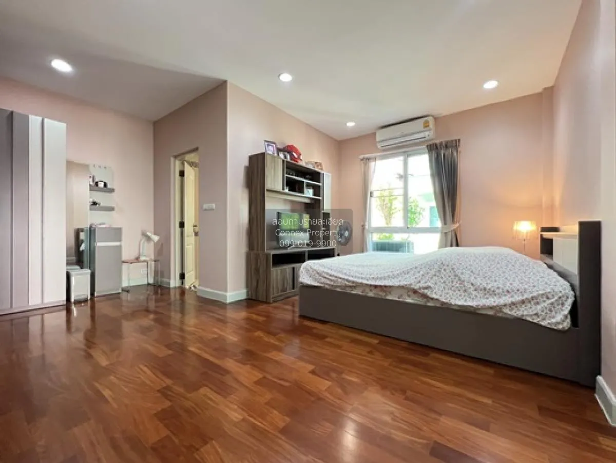 Luxury 3-storey detached house for sale, Grand Bangkok Boulevard,