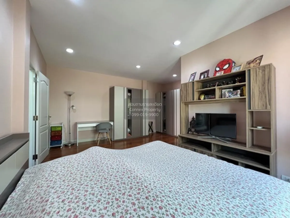 Luxury 3-storey detached house for sale, Grand Bangkok Boulevard,