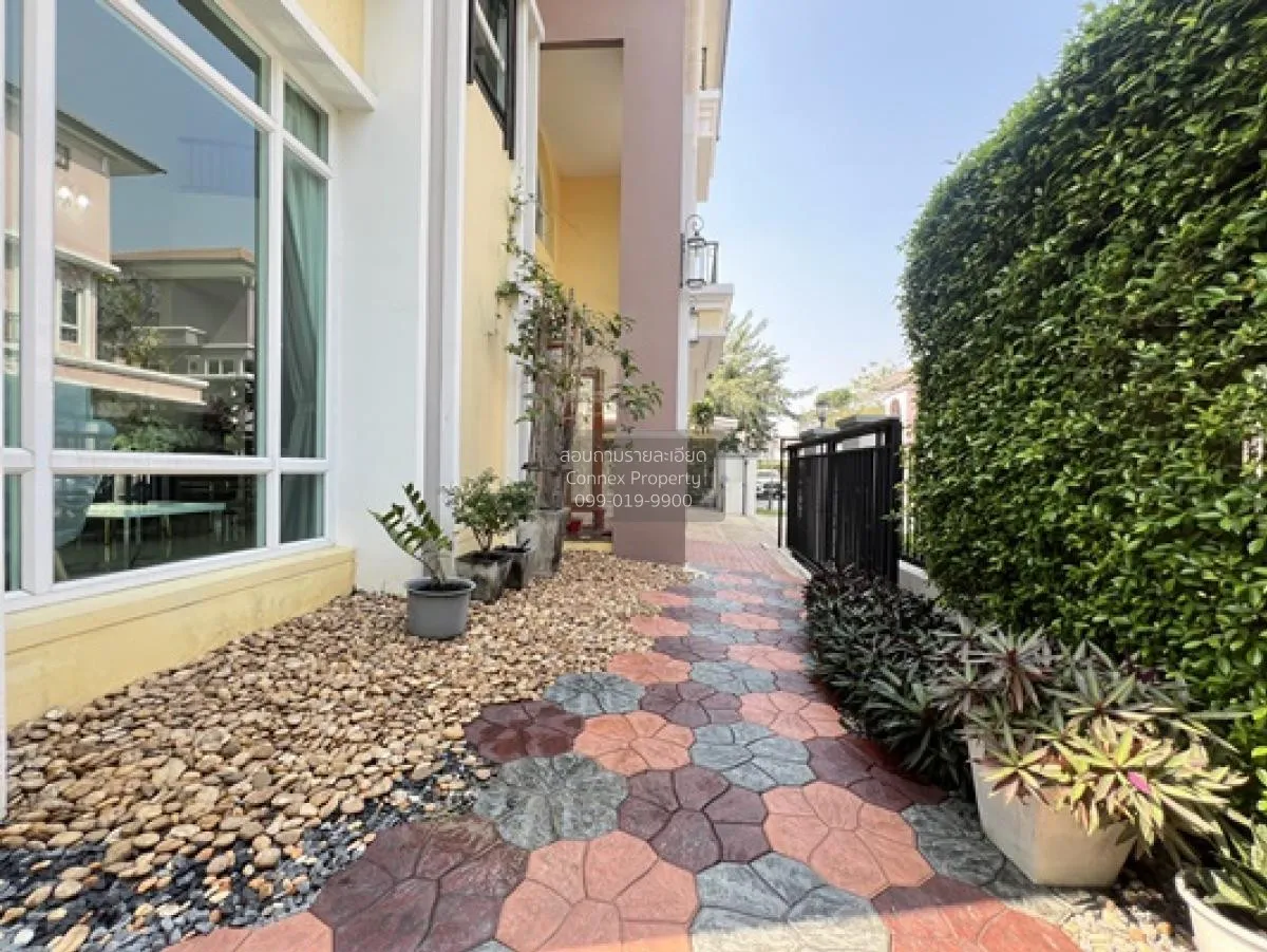 Luxury 3-storey detached house for sale, Grand Bangkok Boulevard,