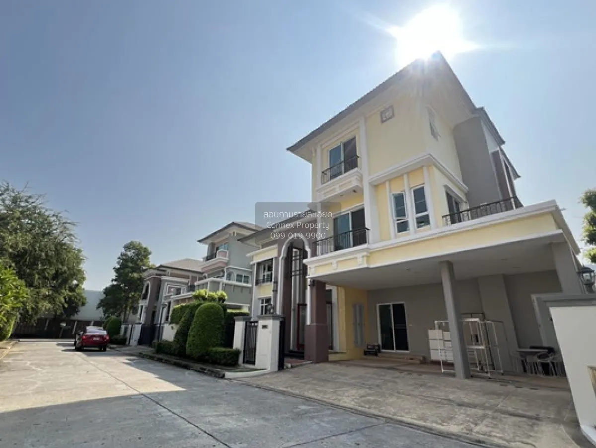 Luxury 3-storey detached house for sale, Grand Bangkok Boulevard,