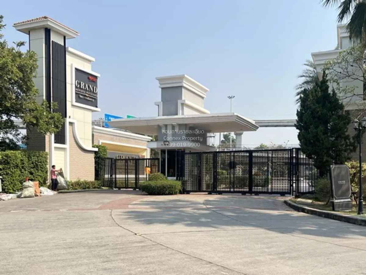 Luxury 3-storey detached house for sale, Grand Bangkok Boulevard,