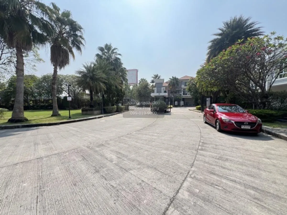 Luxury 3-storey detached house for sale, Grand Bangkok Boulevard,