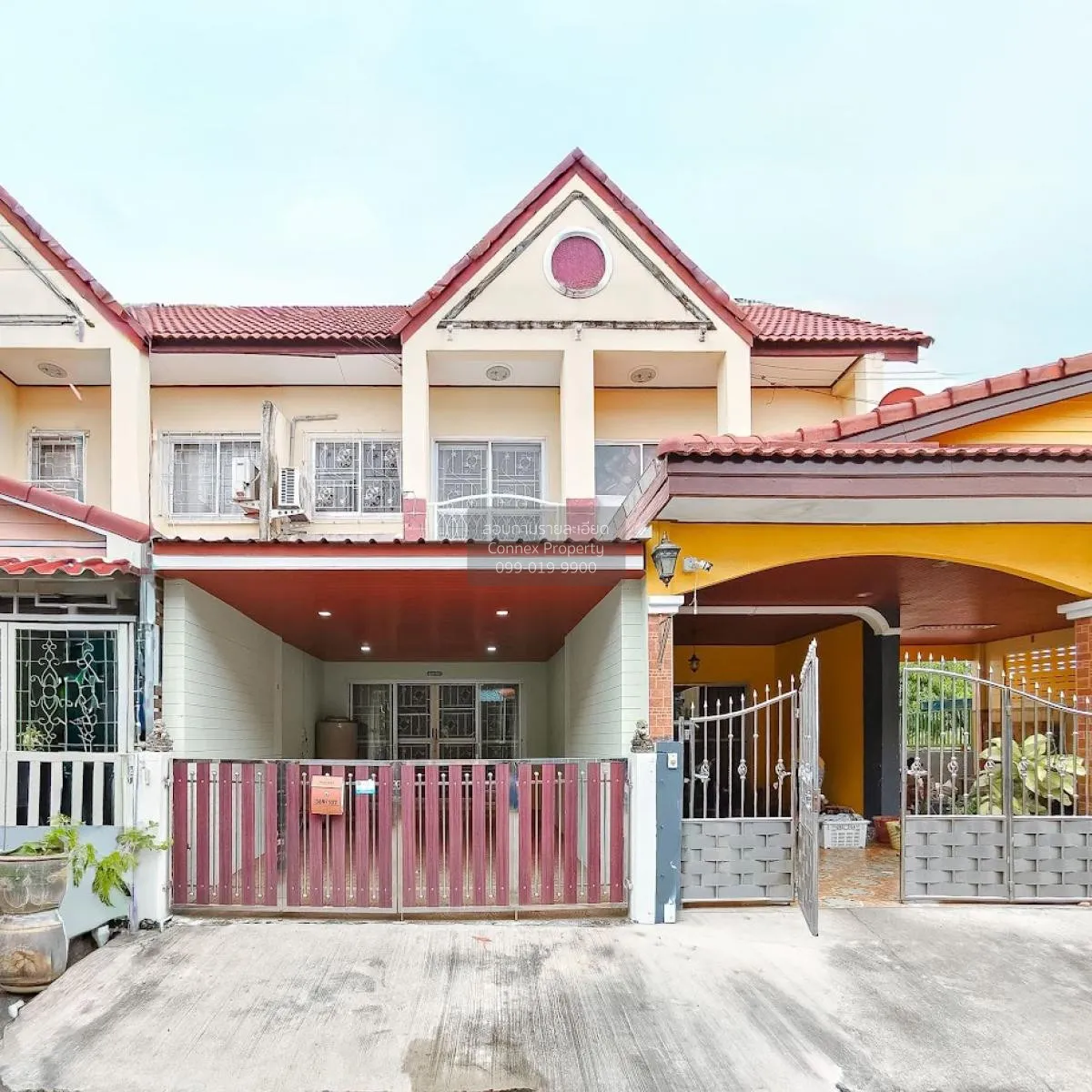 ขายทาวน์เฮ้าส์/ทาวน์โฮม  เค.ซี. คู่สร้าง วิลล่า ในคลองบางปลากด พร 1