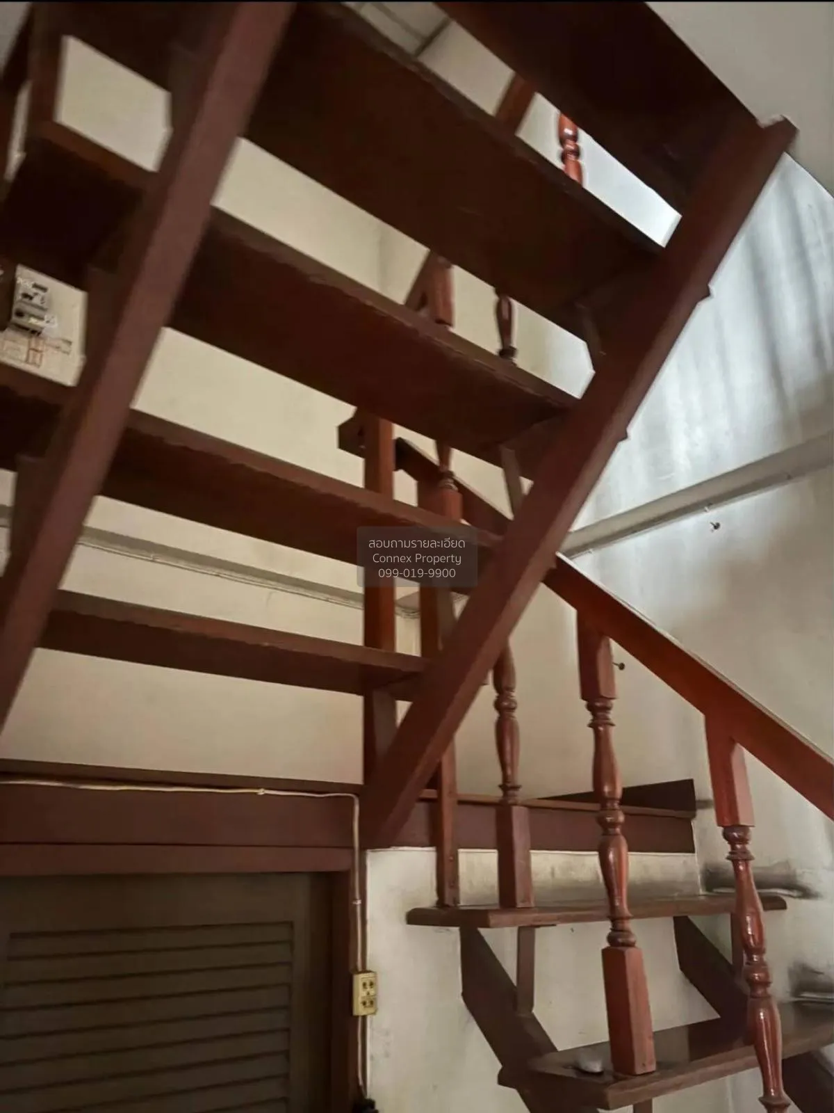 ขายทาวน์เฮ้าส์/ทาวน์โฮม  หมู่บ้านถาวรวิลล่า BTS-สายหยุด อนุสาวรีย