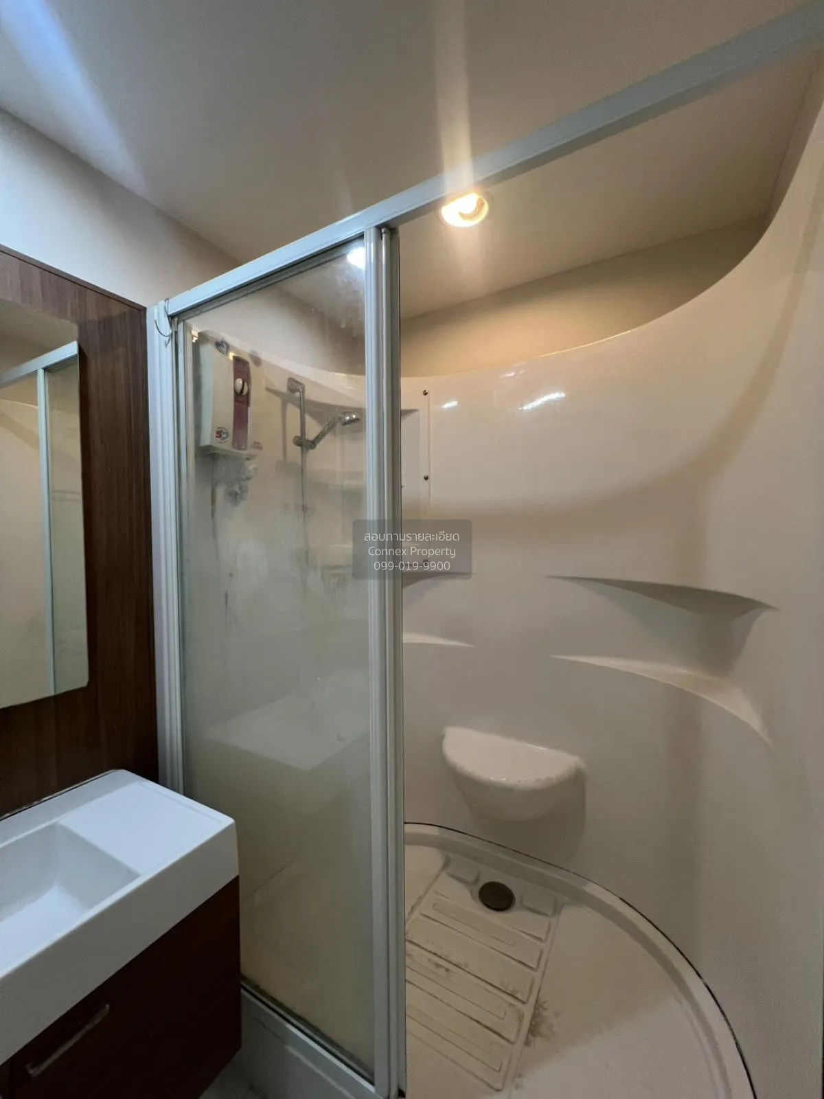 ขายคอนโด  คิว เฮ้าส์ คอนโด สาทร BTS-กรุงธนบุรี คลองต้นไทร เขต คลอ