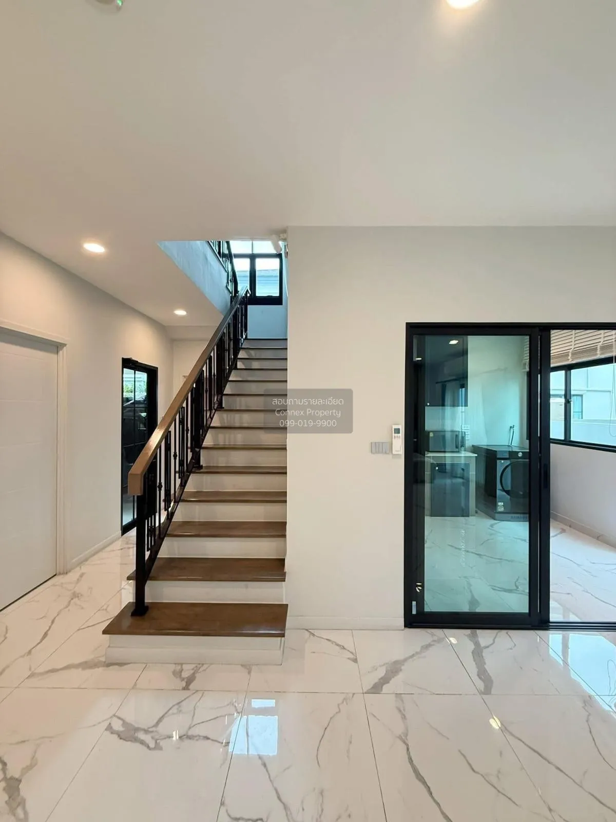 เช่าบ้าน  เศรษฐสิริ เสรีไทย ห้องมุม MRT-นพรัตนราชธานี คันนายาว เข