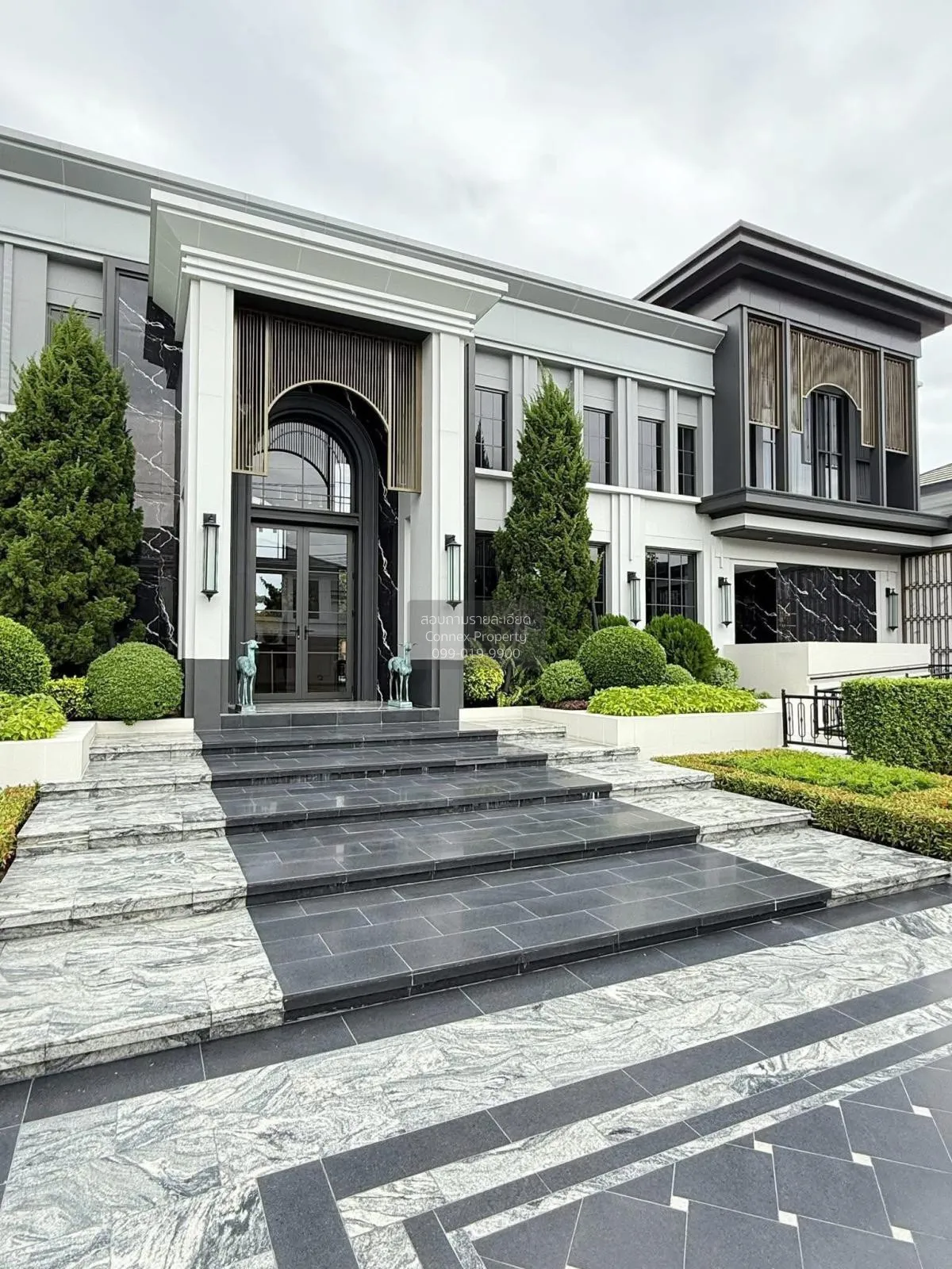 เช่าบ้าน  เศรษฐสิริ เสรีไทย ห้องมุม MRT-นพรัตนราชธานี คันนายาว เข