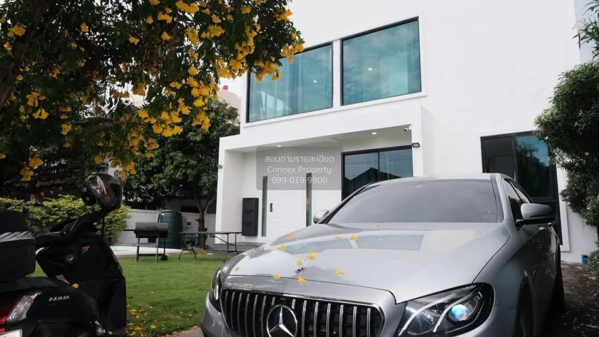 For Rent Pet Friendly House with Garden Bangna Sukhumvit 103 , Ba 1