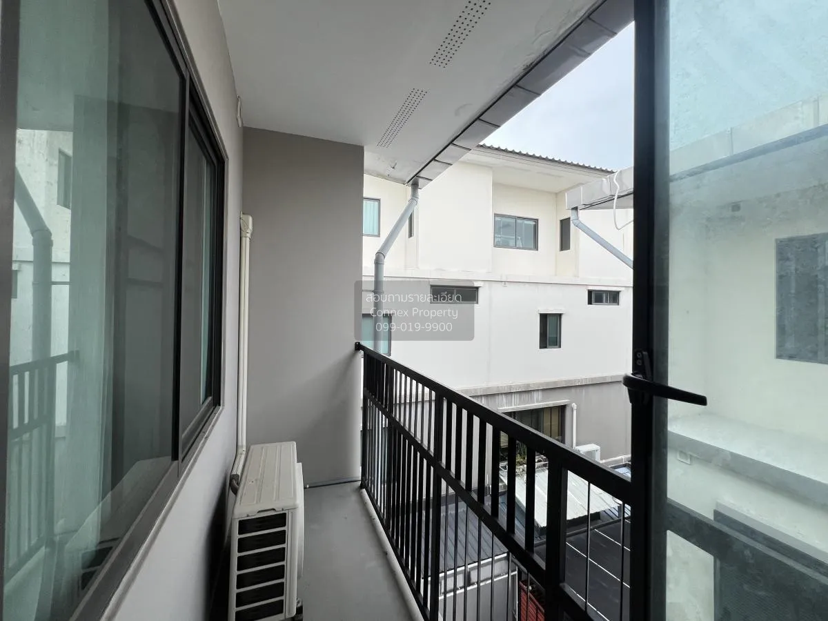 ทาวน์โฮม หลังมุม SMART HOME โซลาร์เซลล์ พาทิโอ พหลโยธิน 92 เนื้อท