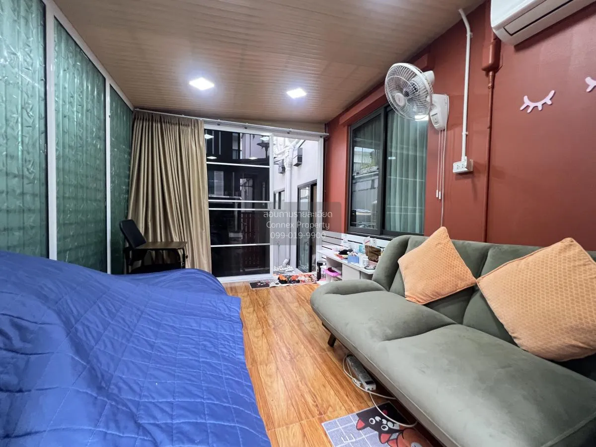 ทาวน์โฮม หลังมุม SMART HOME โซลาร์เซลล์ พาทิโอ พหลโยธิน 92 เนื้อท