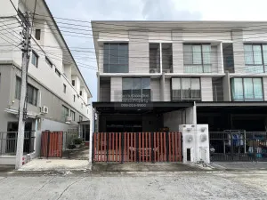 Townhome, corner unit, SMART HOME, solar cells, Patio Phahonyothin 92, area 31.6 sq m., 4 bedrooms, 3 bathrooms, ready to move in immediately. CX-136387