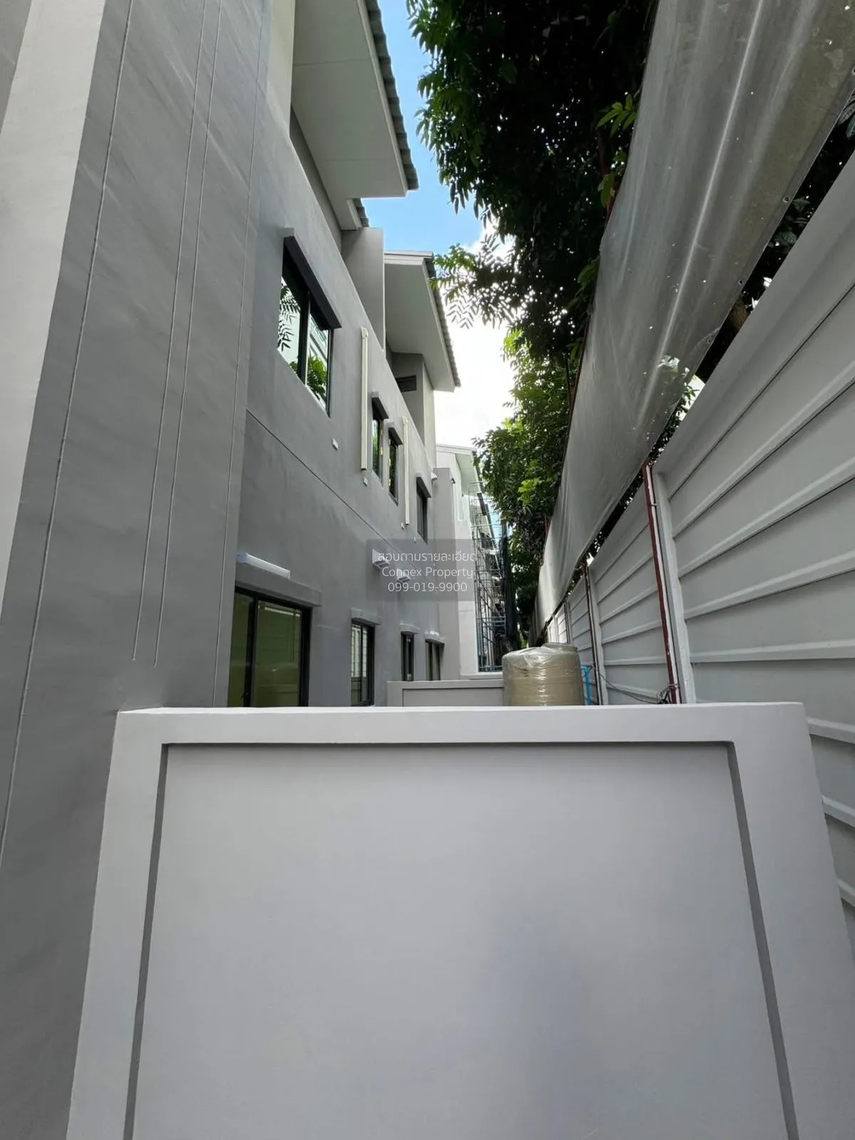 เช่าทาวน์เฮ้าส์/ทาวน์โฮม  ไอเจ้นท์ พระราม 9 รีโนเวทใหม่ ประเวศ เข