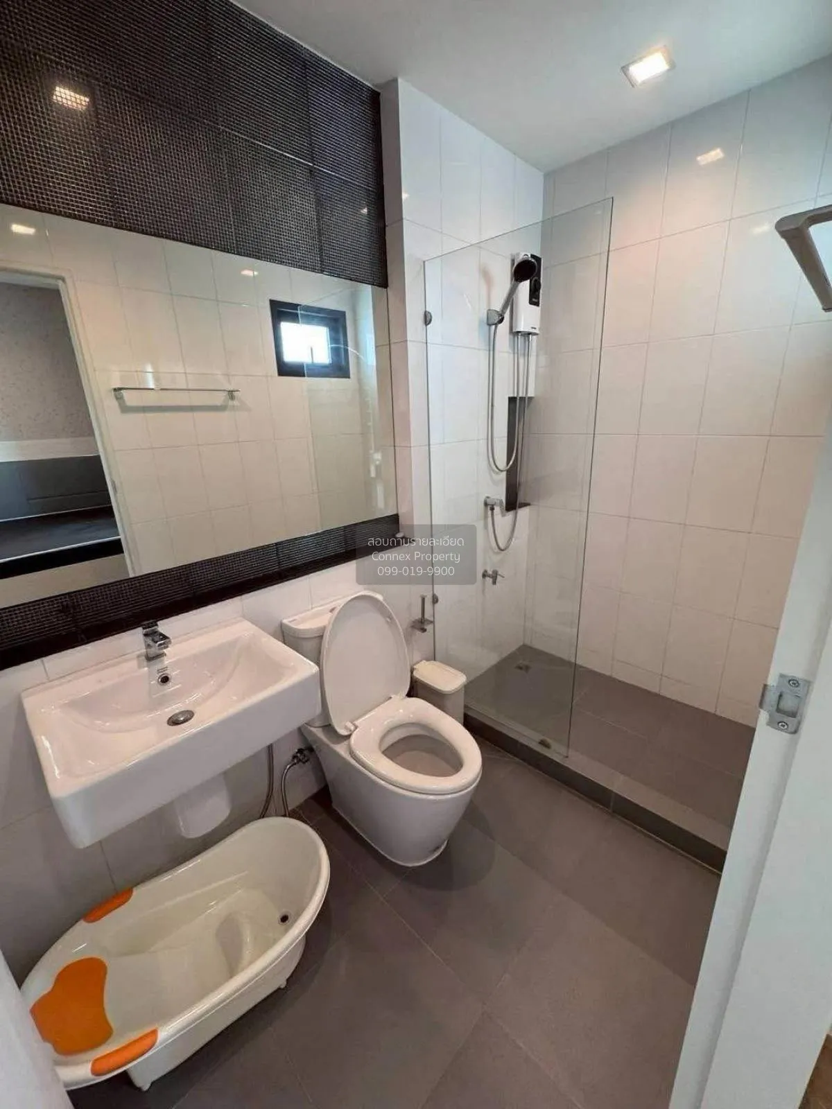 เช่าทาวน์เฮ้าส์/ทาวน์โฮม  ไอเจ้นท์ พระราม 9 รีโนเวทใหม่ ประเวศ เข