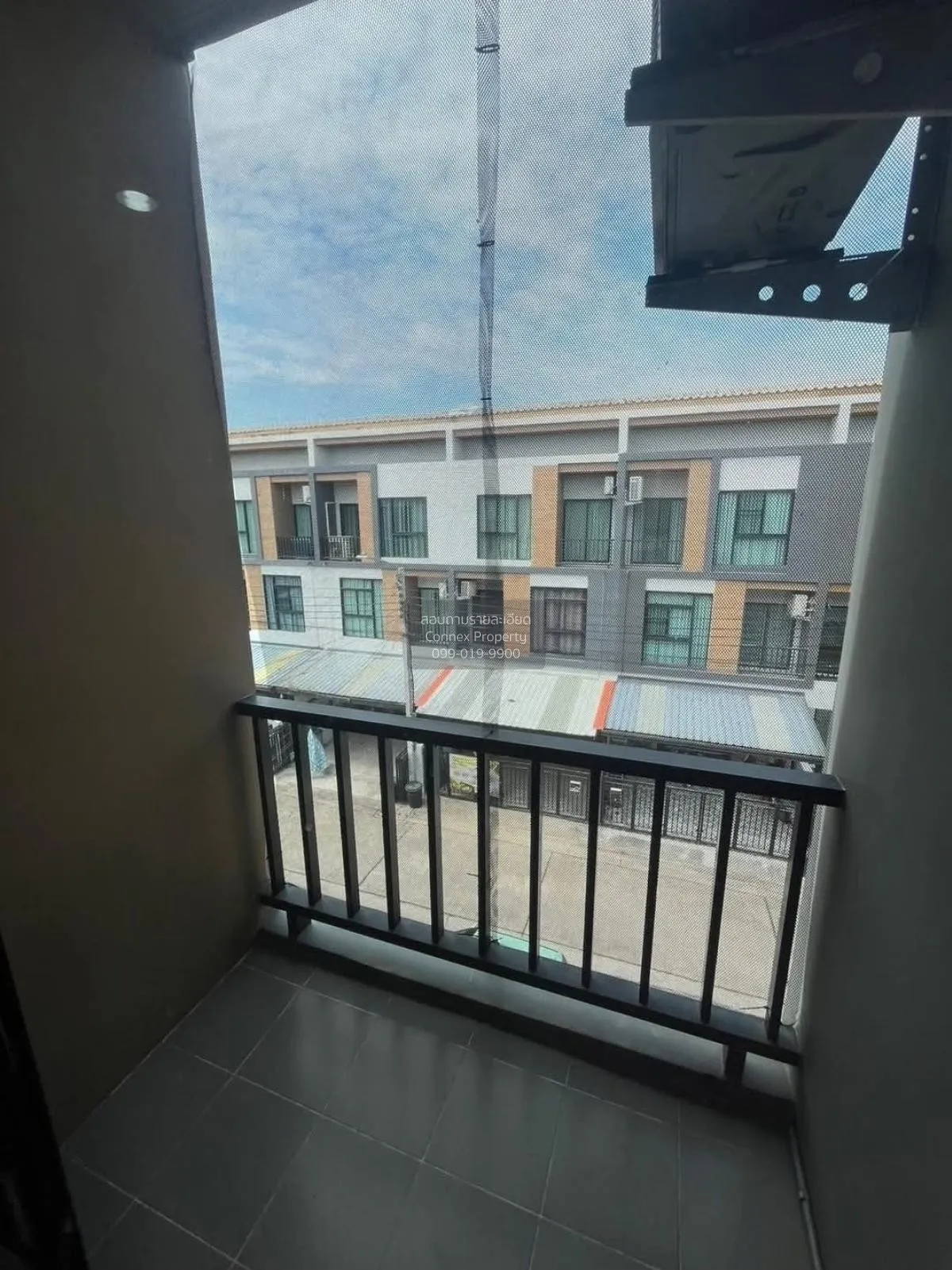 เช่าทาวน์เฮ้าส์/ทาวน์โฮม  ทรีโอ ร่มเกล้า วิวสวย ชั้นสูง หน้ากว้าง