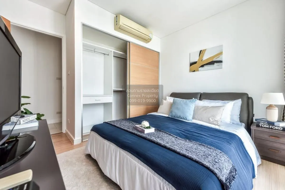 For Sale Condo , Fullerton Sukhumvit , high floor , BTS-Ekkamai ,