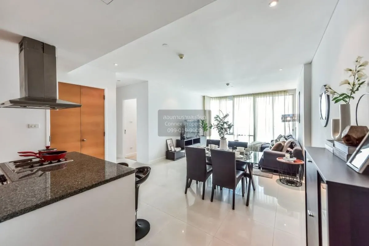 For Sale Condo , Fullerton Sukhumvit , high floor , BTS-Ekkamai ,