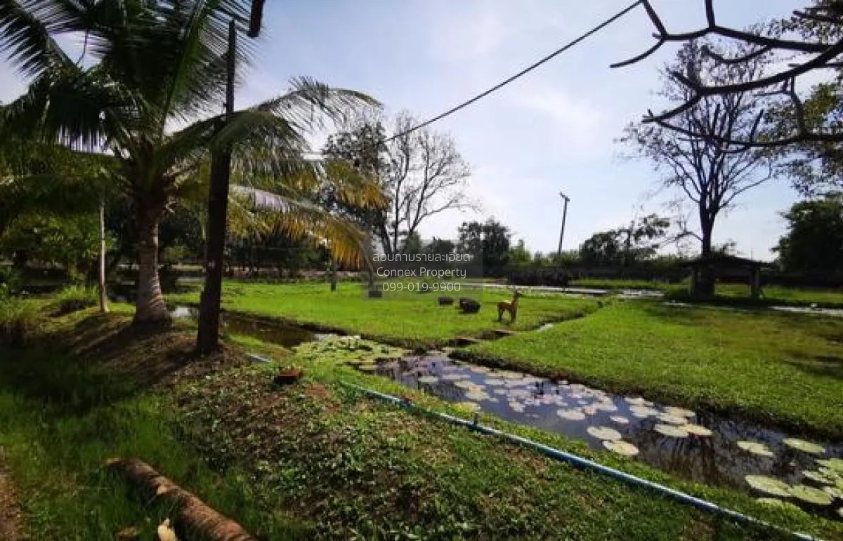 For Sale Beautiful resort in a prime location, next to Phahon Yot