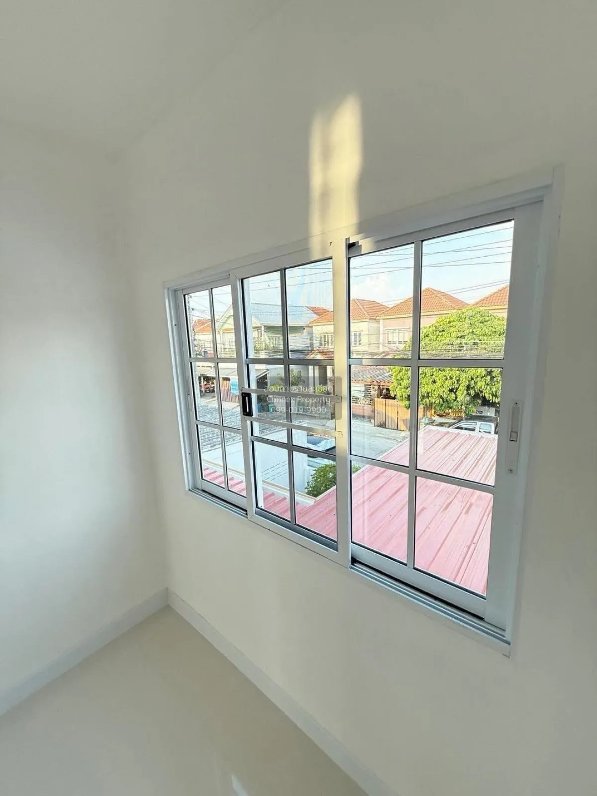 ขายทาวน์เฮ้าส์/ทาวน์โฮม  อมรทรัพย์ เลียบวารี รีโนเวทใหม่ โคกแฝด เ