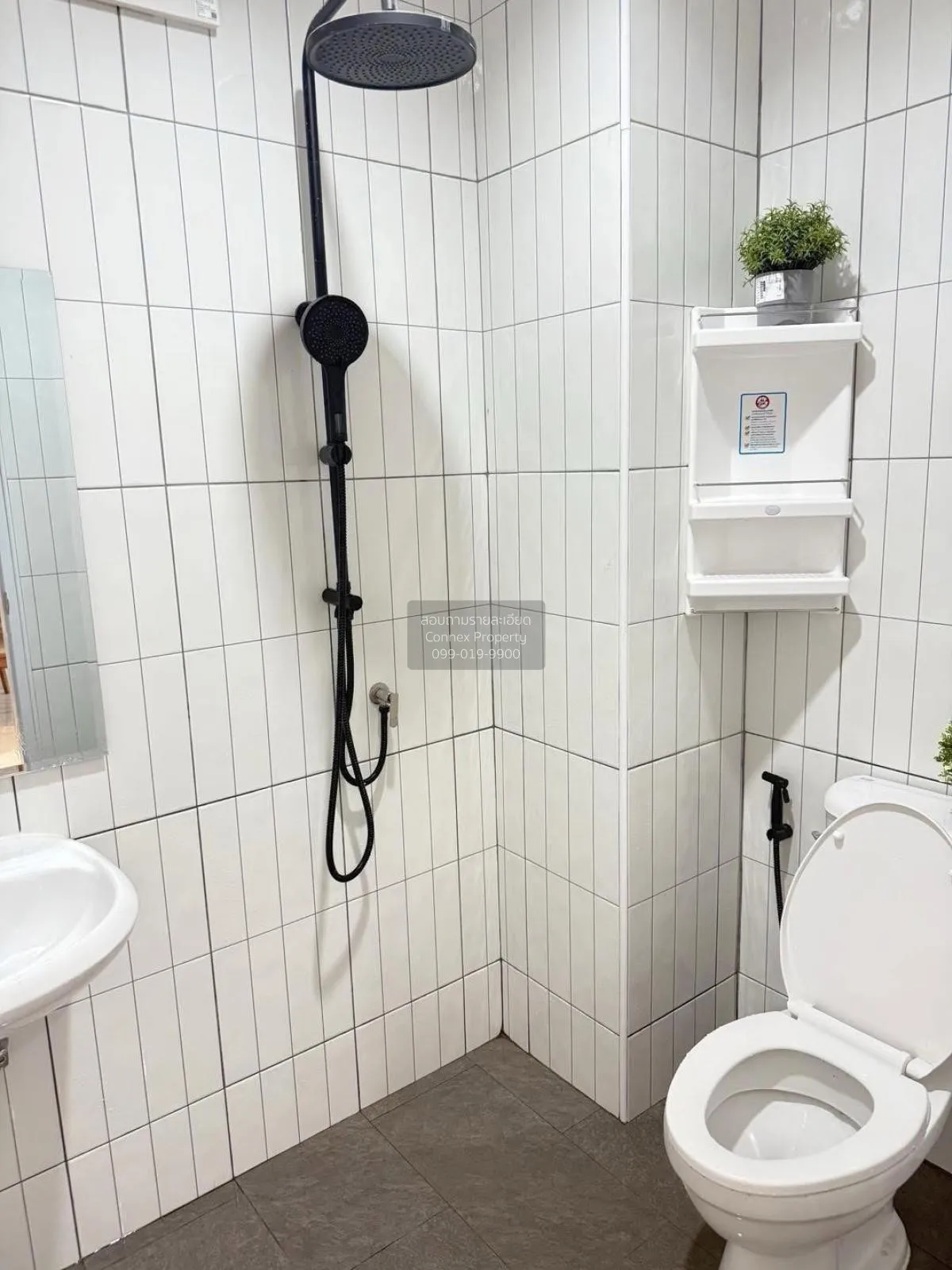 ขายทาวน์เฮ้าส์/ทาวน์โฮม  อมรทรัพย์ เลียบวารี รีโนเวทใหม่ โคกแฝด เ