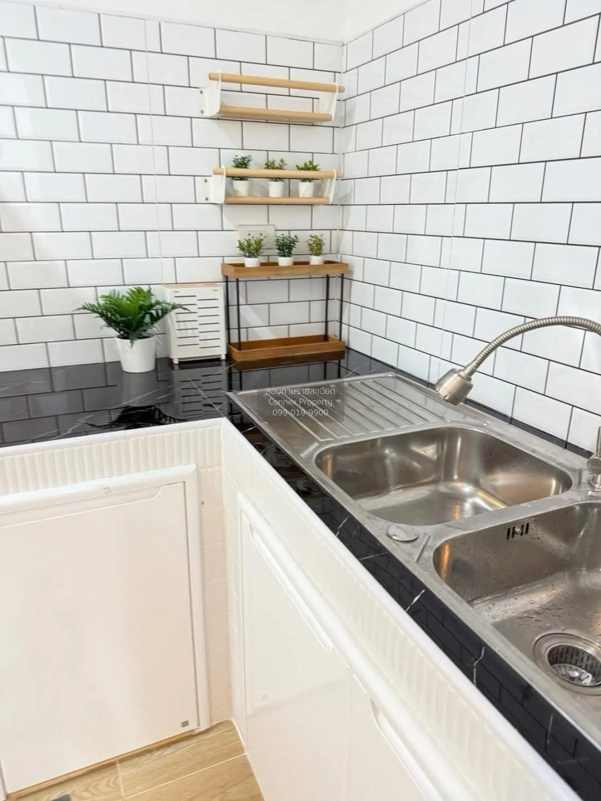 ขายทาวน์เฮ้าส์/ทาวน์โฮม  อมรทรัพย์ เลียบวารี รีโนเวทใหม่ โคกแฝด เ