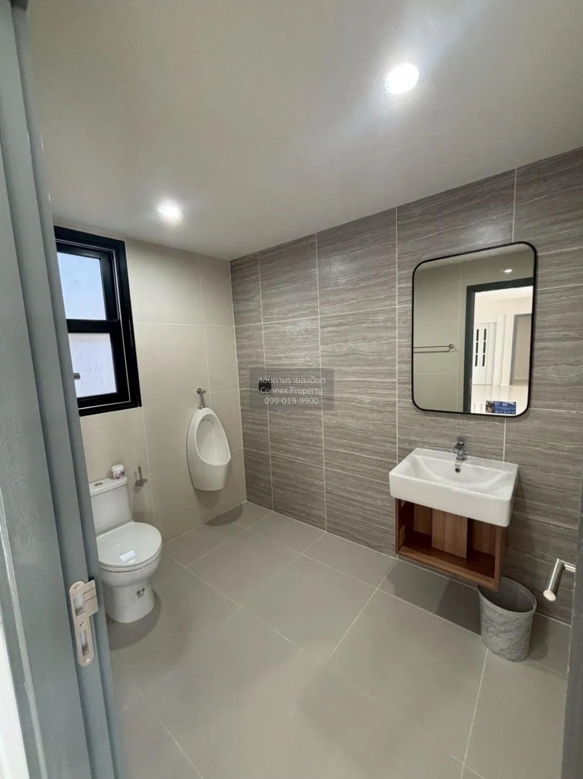 For Rent BRITTON Ladprao 41 , nice view , high floor , wide front 4