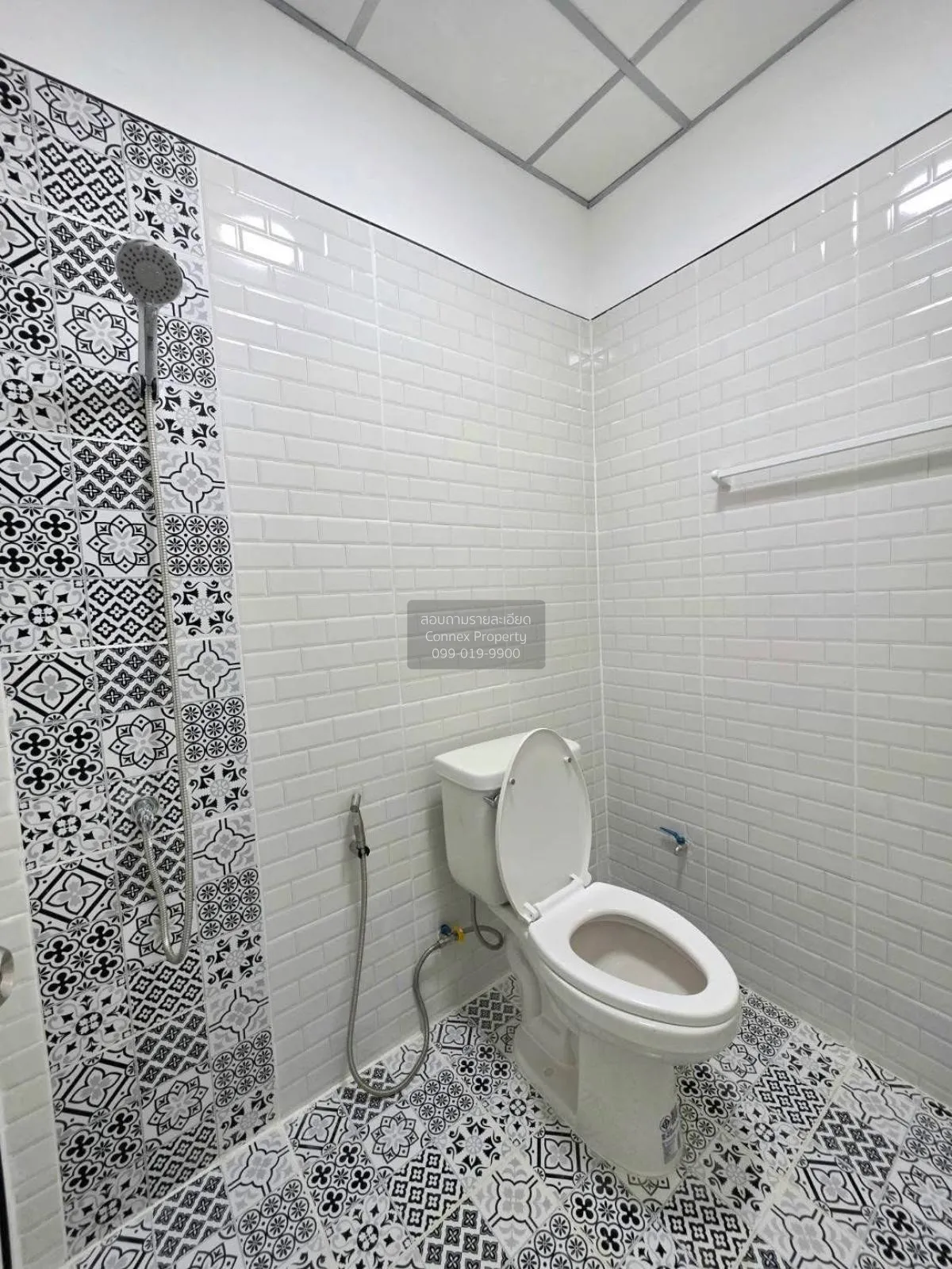 ขายทาวน์เฮ้าส์/ทาวน์โฮม  พัฒนาสุข 2 รีโนเวทใหม่ เทพารักษ์ เมืองสม