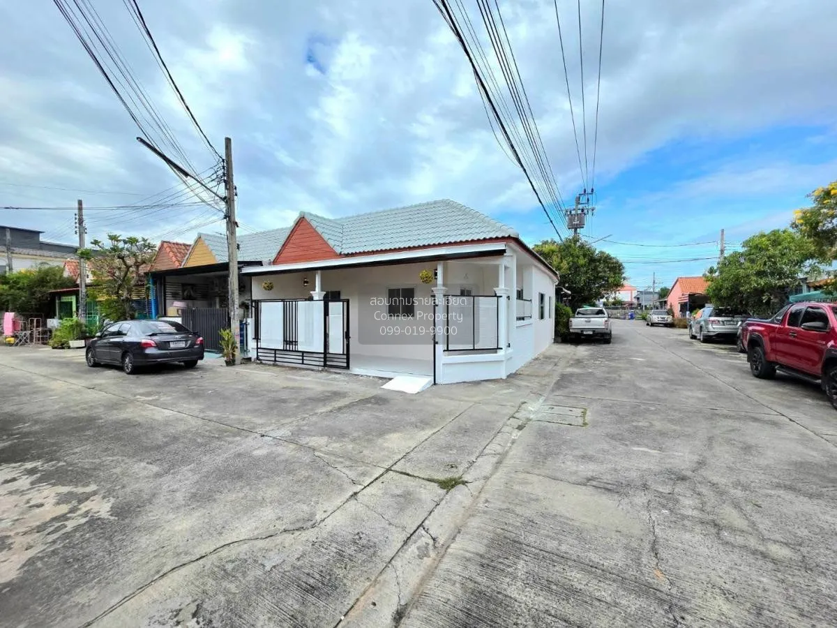 For Sale Townhouse/Townhome  , Aranyaville , corner unit , newly  2